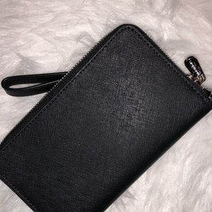 Black Michal Kors Wallet (authentic)